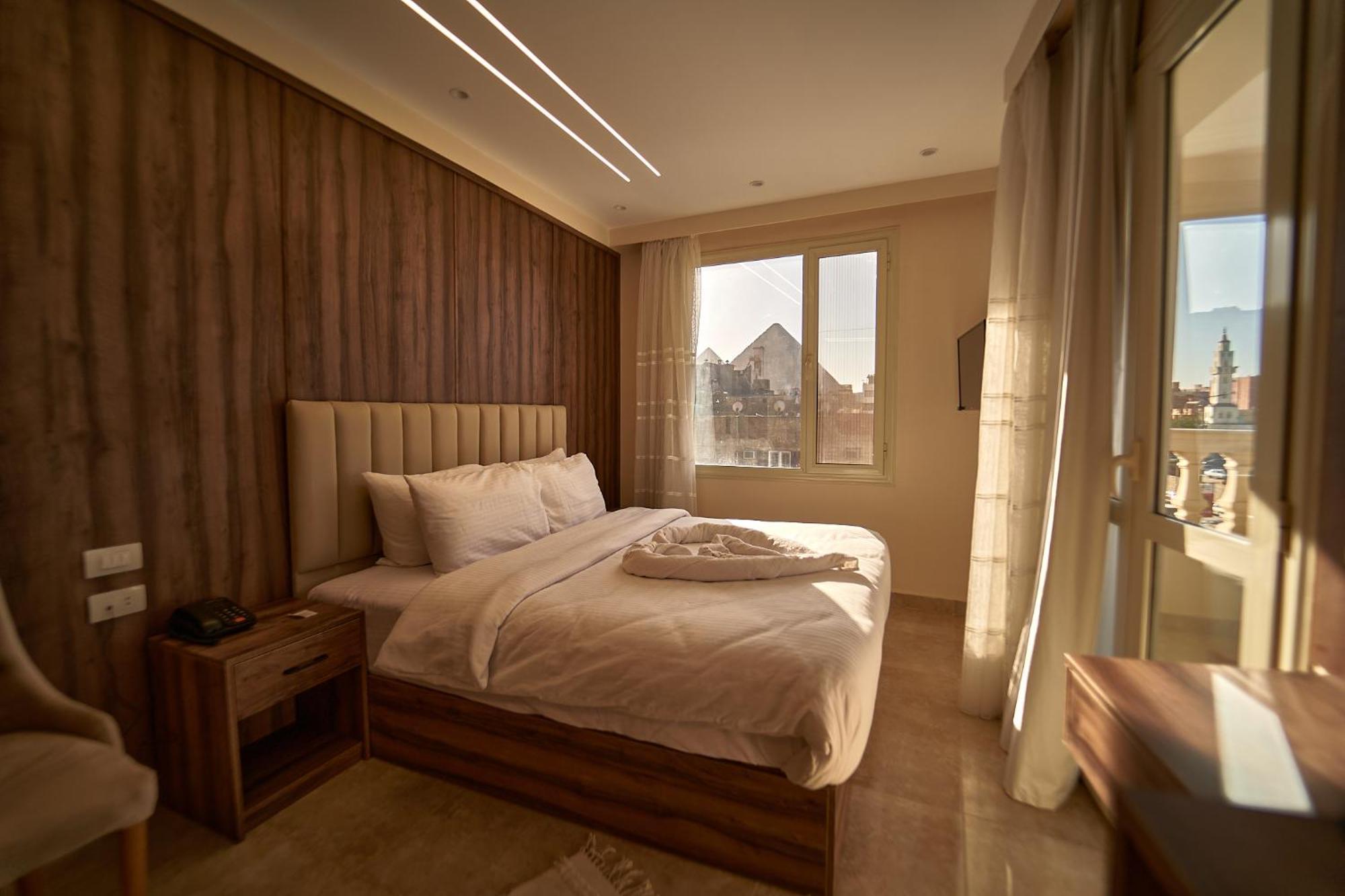 The Palace Pyramids Hotel Nazlet el-Sisi Exterior photo
