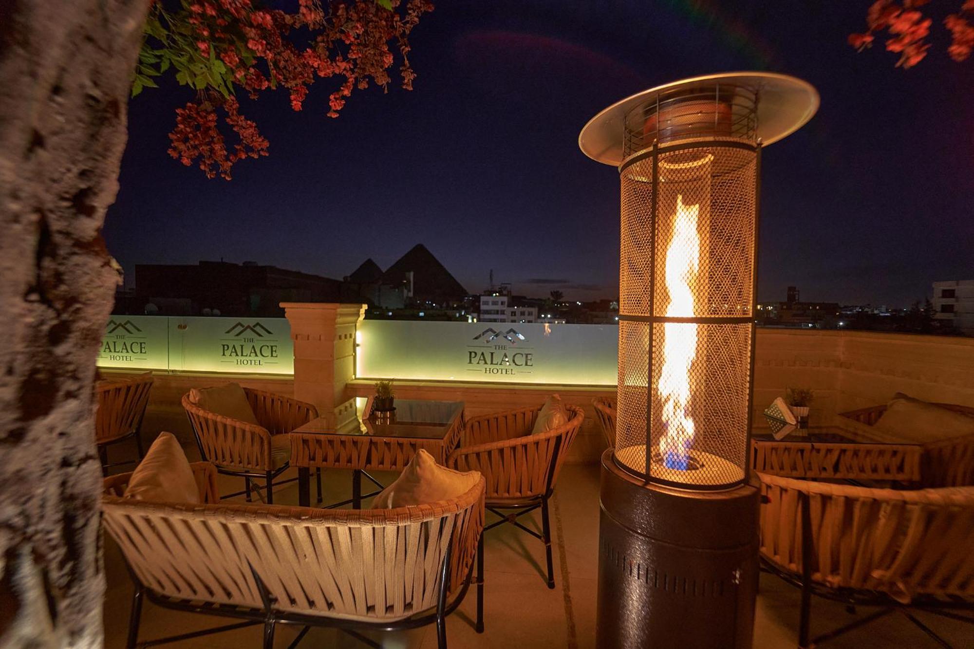 The Palace Pyramids Hotel Nazlet el-Sisi Exterior photo