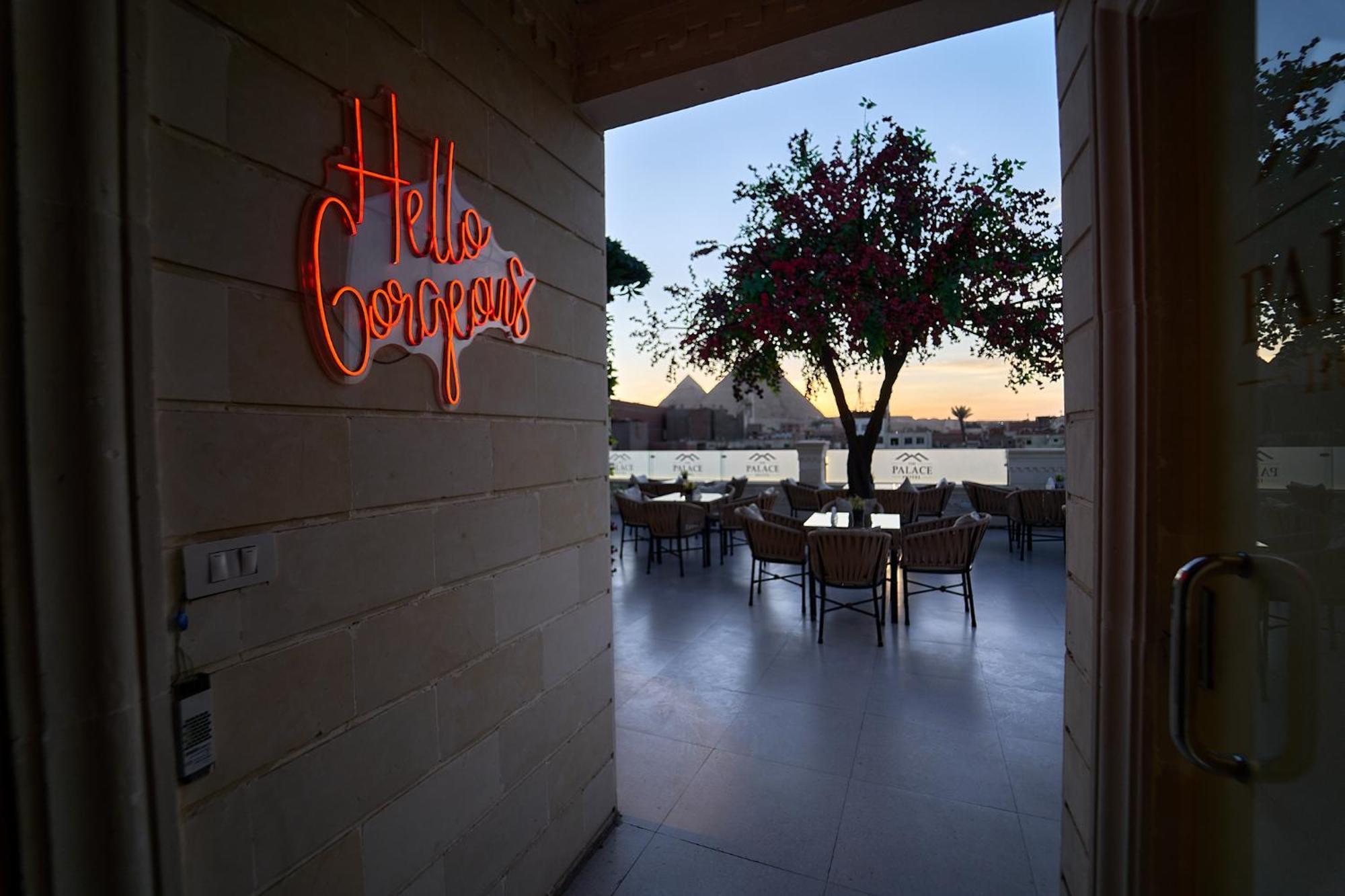 The Palace Pyramids Hotel Nazlet el-Sisi Exterior photo